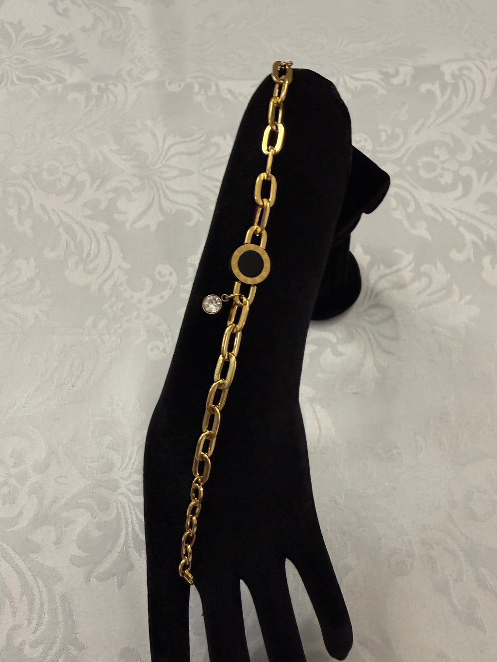 NOVAHERA Noir Roman Bracelet