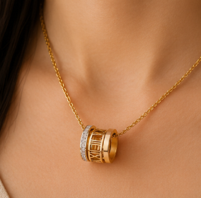 NOVAHERA Roman Trinity Necklace
