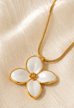 NOVAHERA Meadow Bloom Necklace