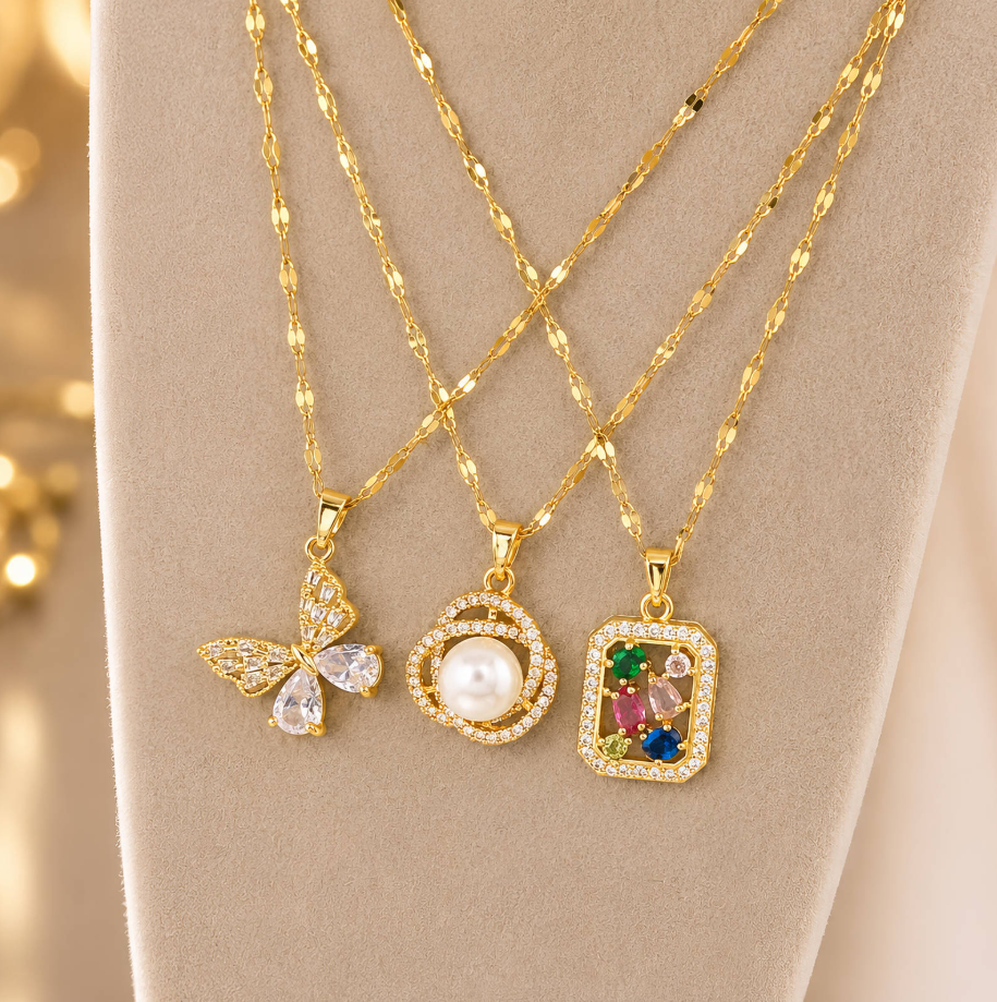 NOVAHERA Luna Pearl Necklace