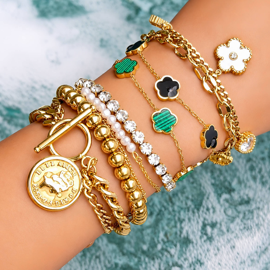 NOVAHERA Golden Sovereign Coin Bracelet