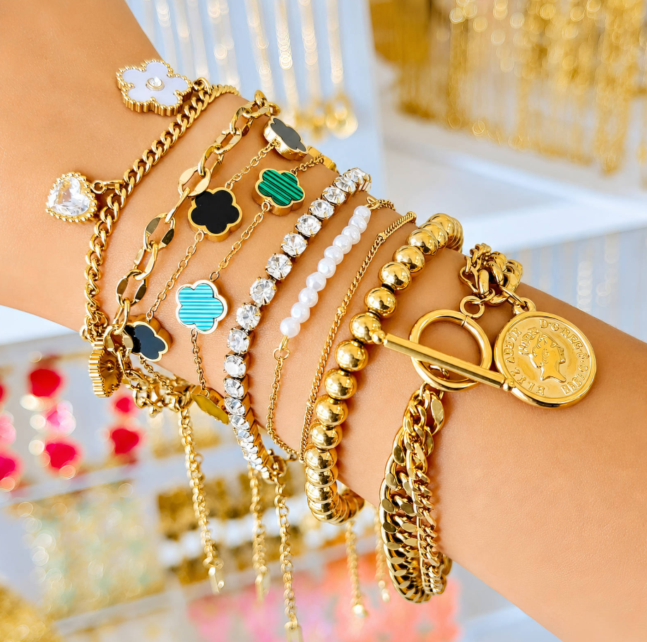 NOVAHERA Golden Sovereign Coin Bracelet