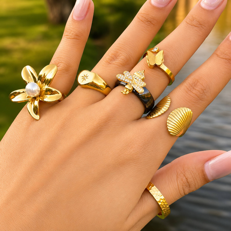 NOVAHERA Papillon Ring