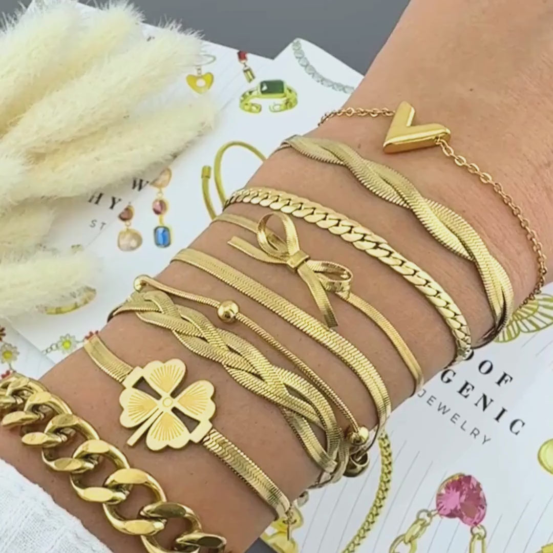 🍀 Lucky Clover Bracelet (✨ PRE-ORDER ITEM)