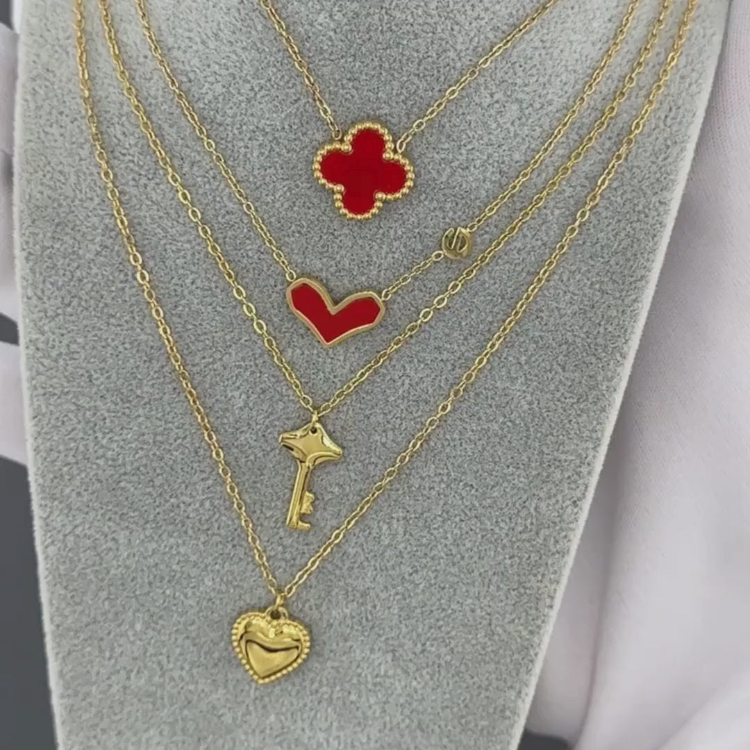 NOVAHERA Scarlet Heart Necklace
